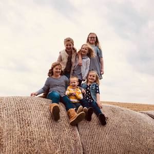 Meet your Posher, Mary jo